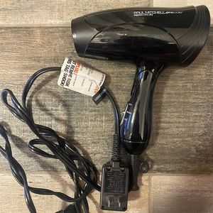 Paul Mitchell Express mini dryer